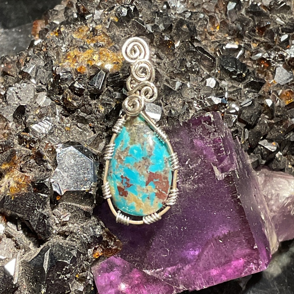 Redskin Mine Turquoise .925 Silver Wirewrap pendant